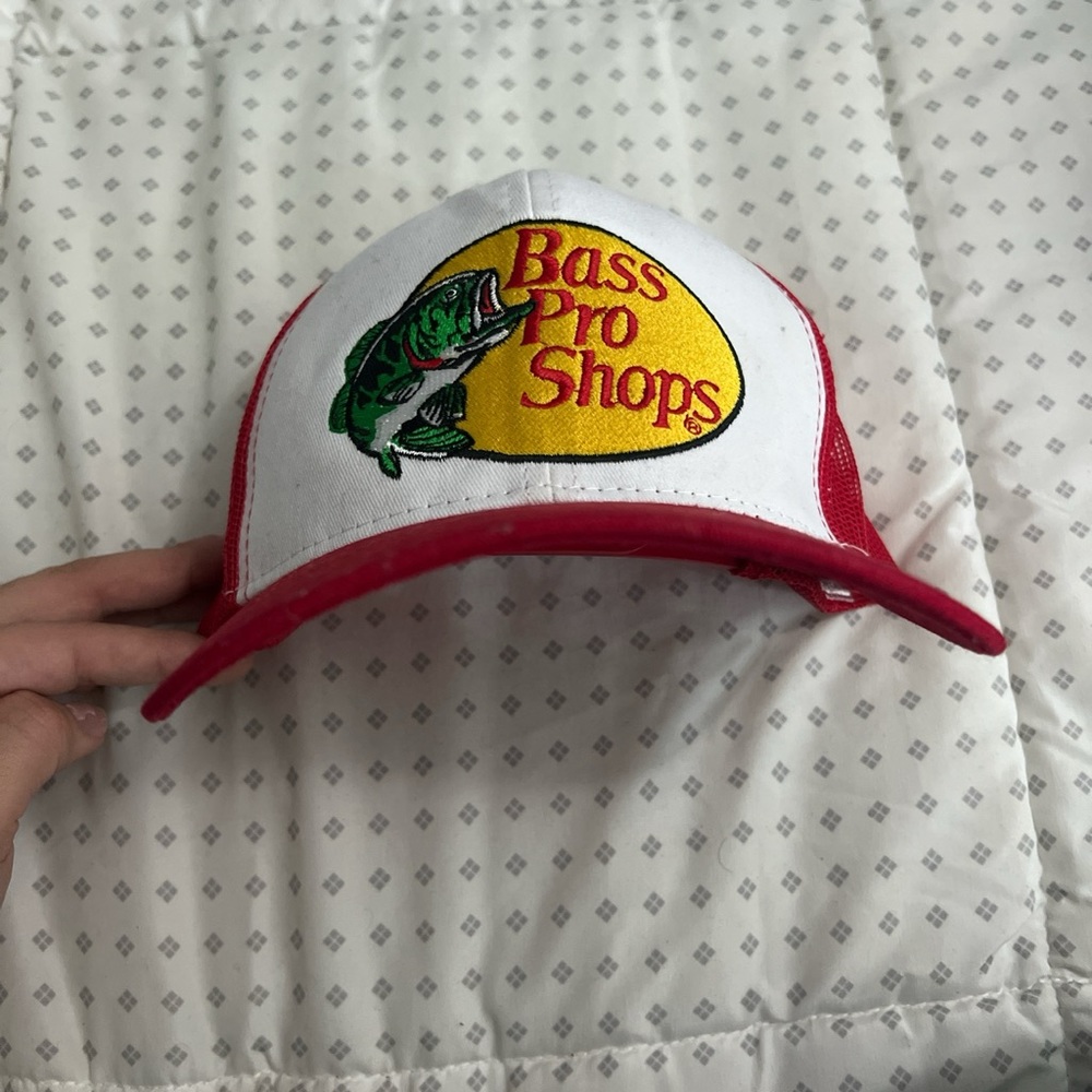 Bass Pro Shops adjustable hat